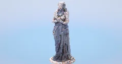 Mary Statue‎ — Minecraft Build by LeonisBuilds (2)