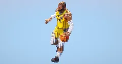 LeBron James statue‎ — Minecraft Build by LeonisBuilds (1)