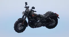 Motorcycle — Minecraft Build by LeonisBuilds (2)