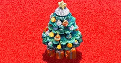 Christmas Tree — Minecraft Build by ImpossibleBuilds (2)