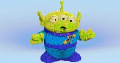 Little Green Man — Minecraft Build by LeonisBuilds (2)
