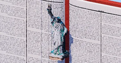 Statue of Liberty — Minecraft Build by TheBibleOfBuilding